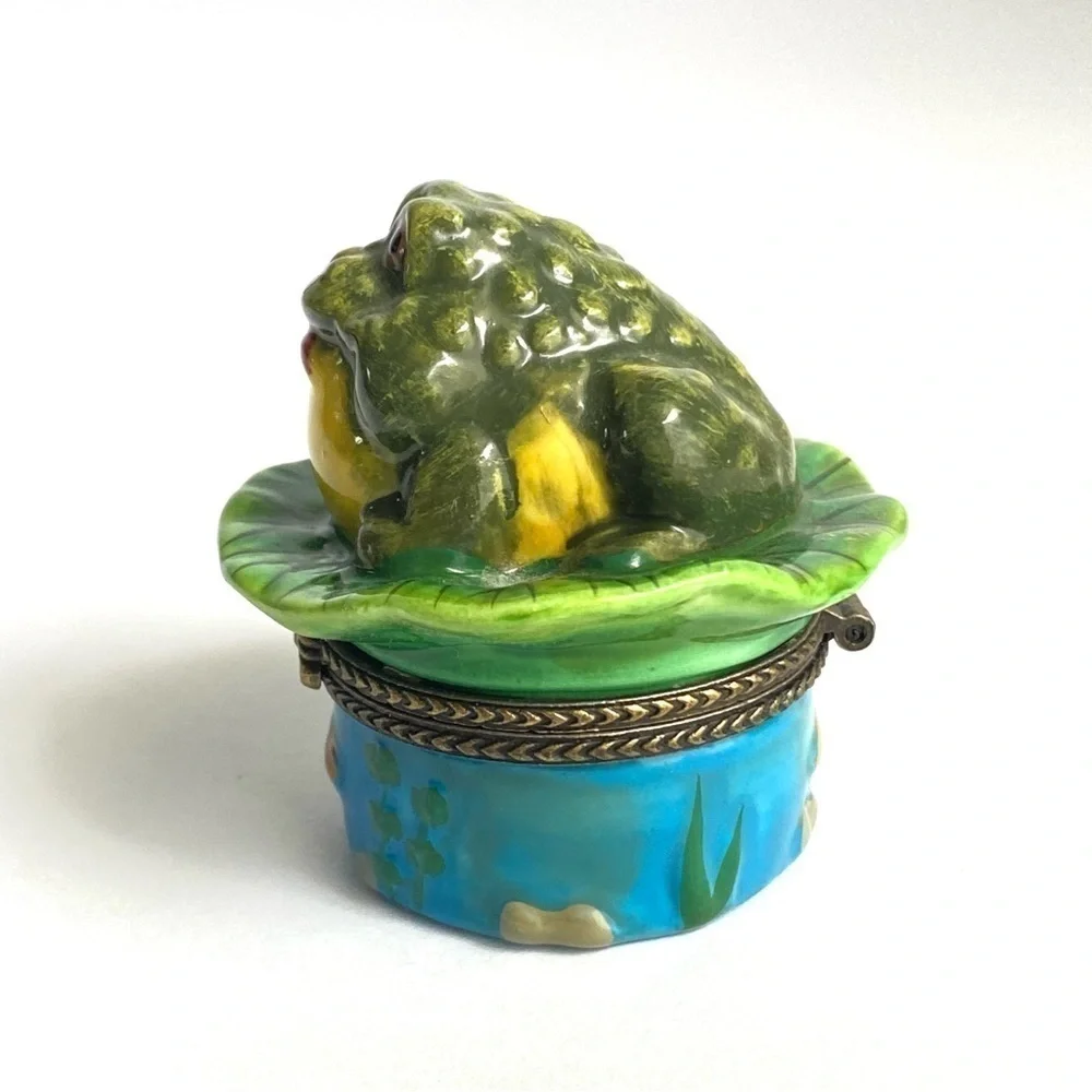 Frog Trinket Box Hand Painted‎ Toad Fish Bowl Pond Prince Decorative Collectible